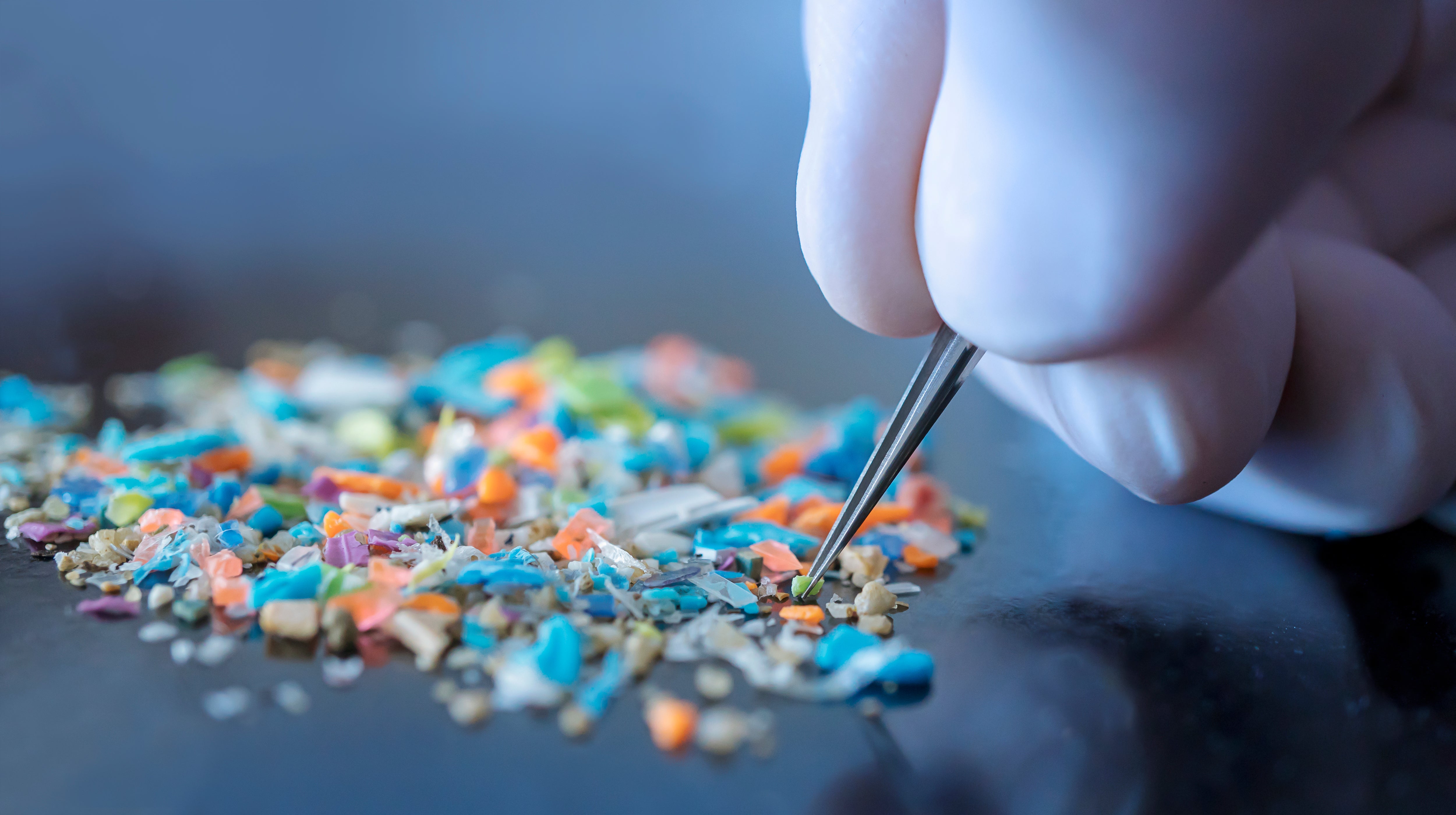 Microplastics in the Bloodstream: Health Risks and Our At-Home Blood Testing Kit Solution